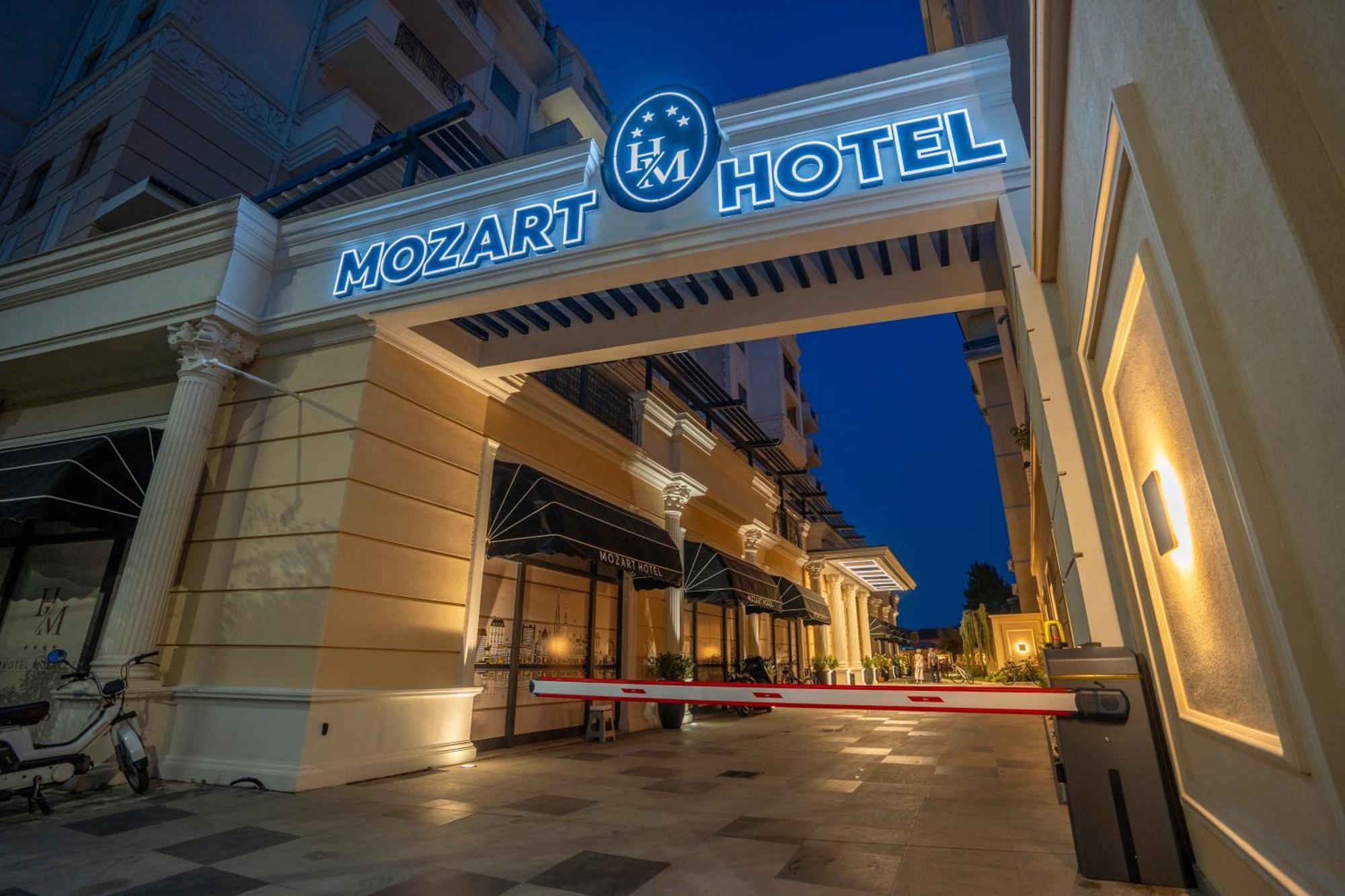 Hotel Mozart Shkodër Екстериор снимка