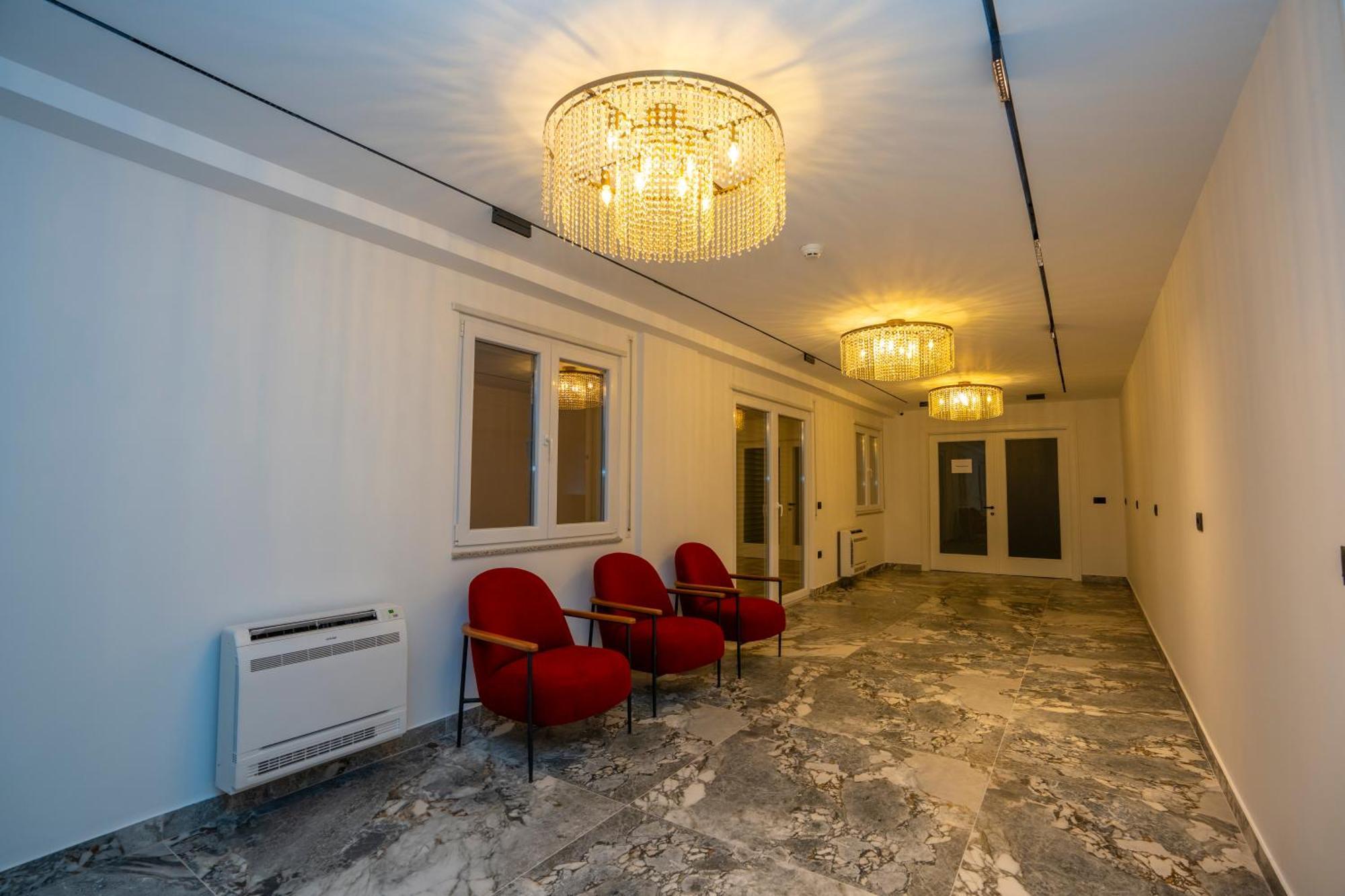 Hotel Mozart Shkodër Екстериор снимка